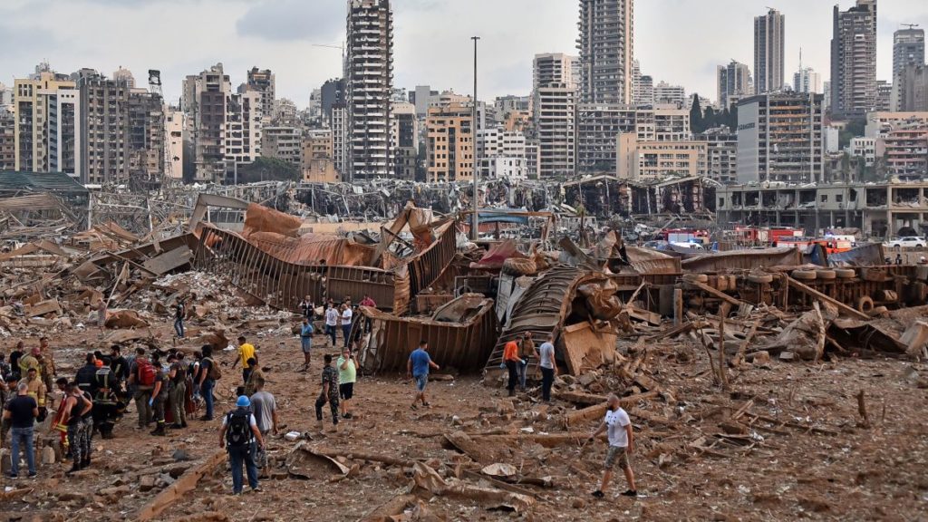 https___cdn.cnn.com_cnnnext_dam_assets_200804170710-27-beirut-explosion-0804 (1)