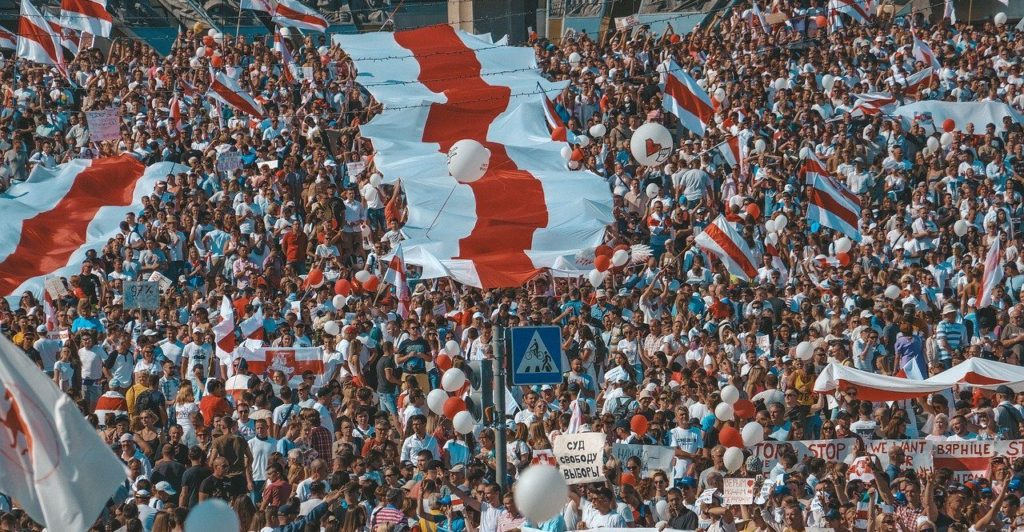 Manifestanti-Bielorussia-e1599473206197